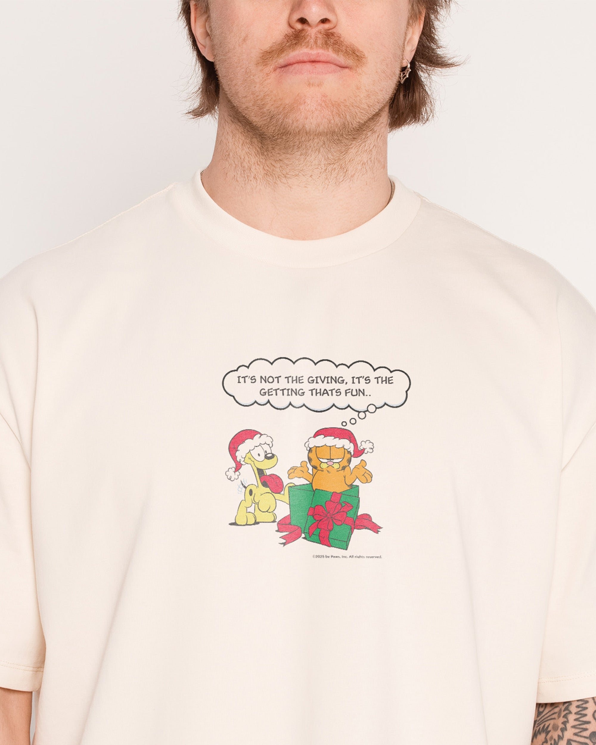Garfield Oversized Graphic Tee - Unisex 90s Boxy Fit 100% Combed Cotton